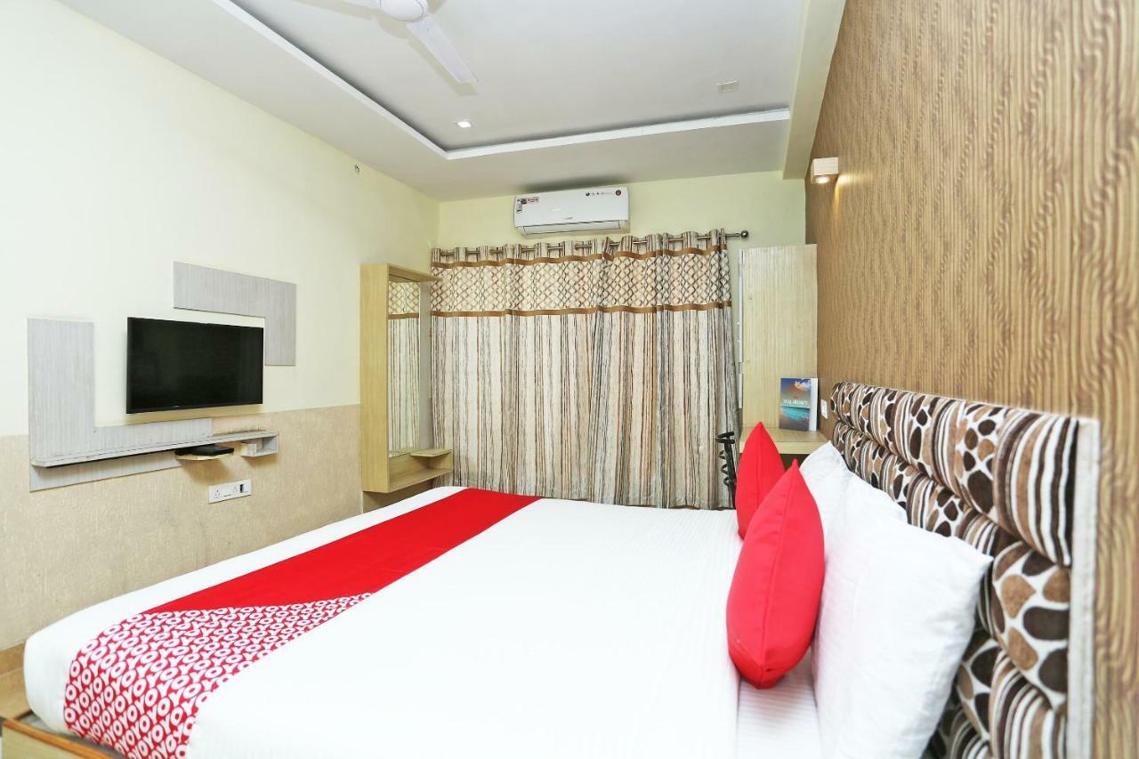 Oyo 16472 Hotel Shree Balram International Райпур Екстер'єр фото